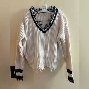 Z Supply White V Neck Long Sleeve Sweater Small